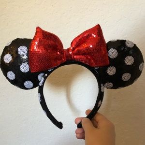 Minnie Mouse Ears